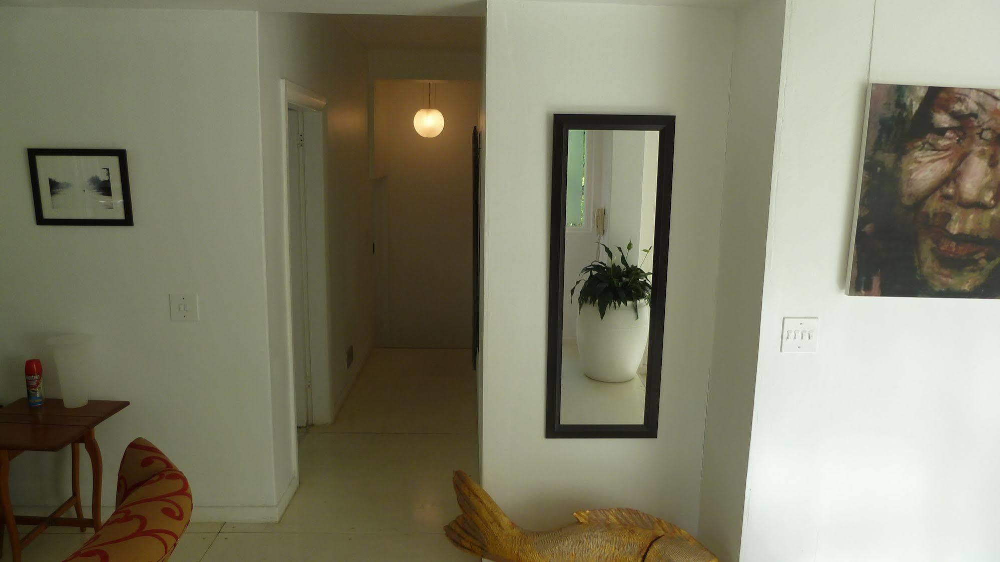 4 On Highworth Apartments And Studios Fokváros Kültér fotó